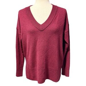 Madewell 100% Cashmere Burgundy V neck Sweater Size S Capsule Classic Timeless